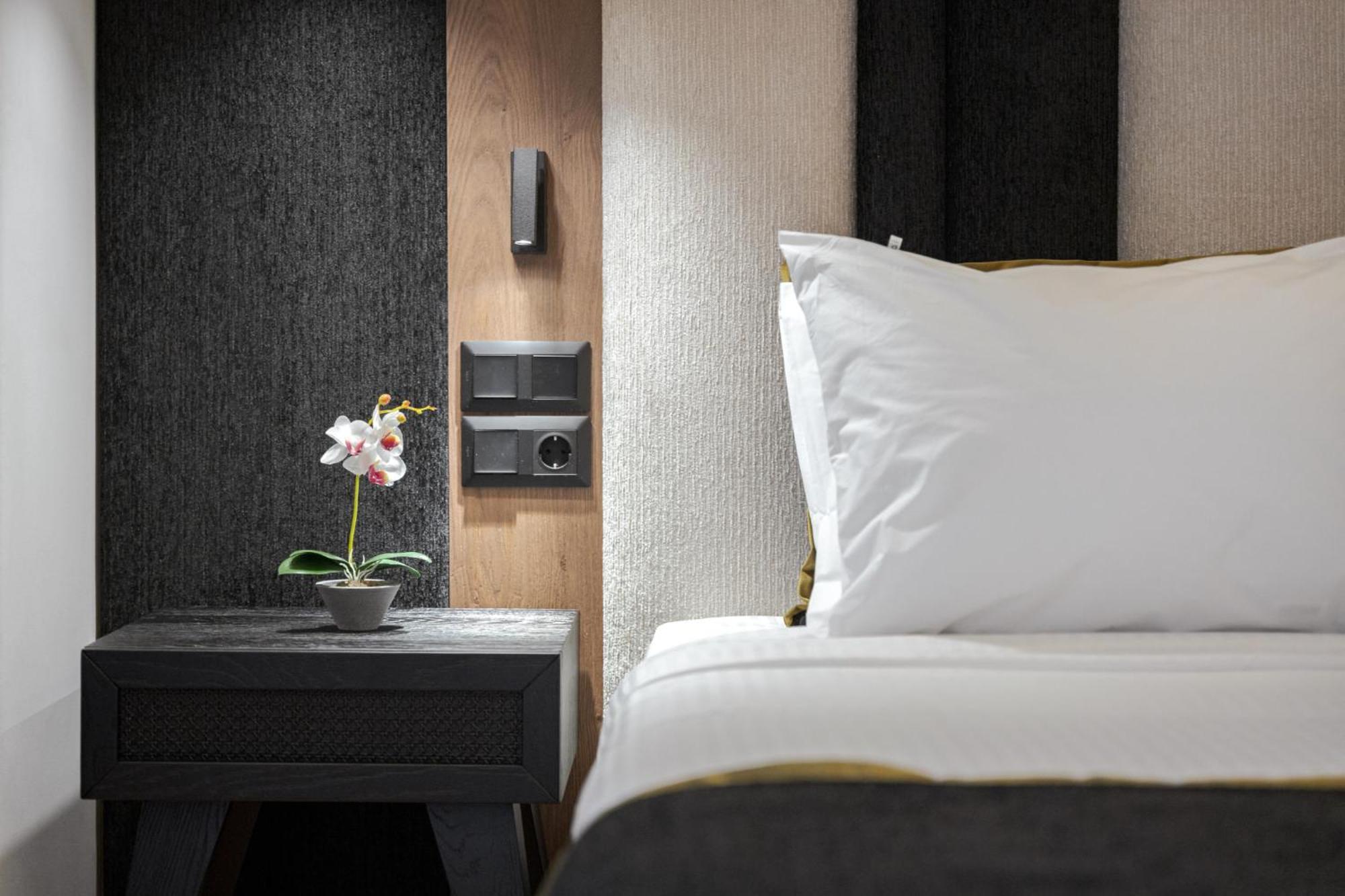 Apartment Acropolis Elite Residences